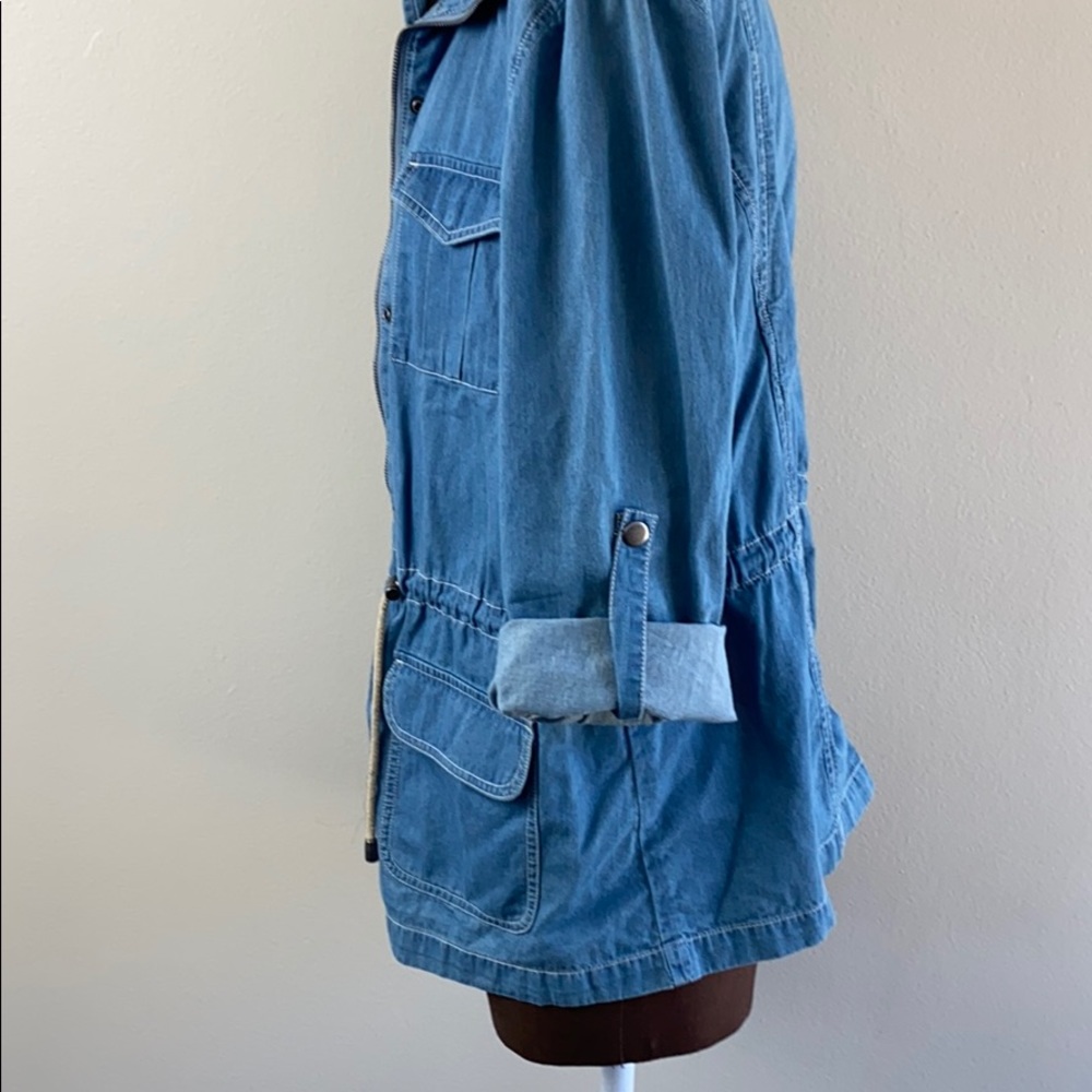 Lightweight Utility Jacket - Picture 4 of 13